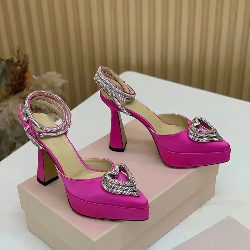 Platform Crystal Love Decorati - Casual Sandal Leather recension och pris